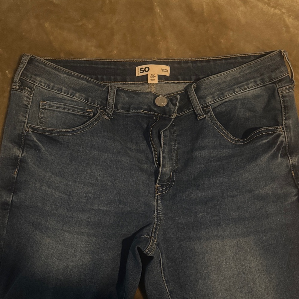SO Women's Low rise Bootcut in Faded Blue Wash